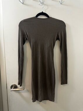 OAK + FORT Ribbed Long-Sleeve Bodycon Dress in Taupe